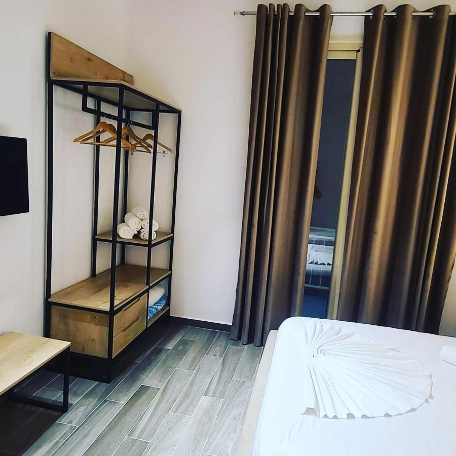 Hotel Noel Vlora Kültér fotó