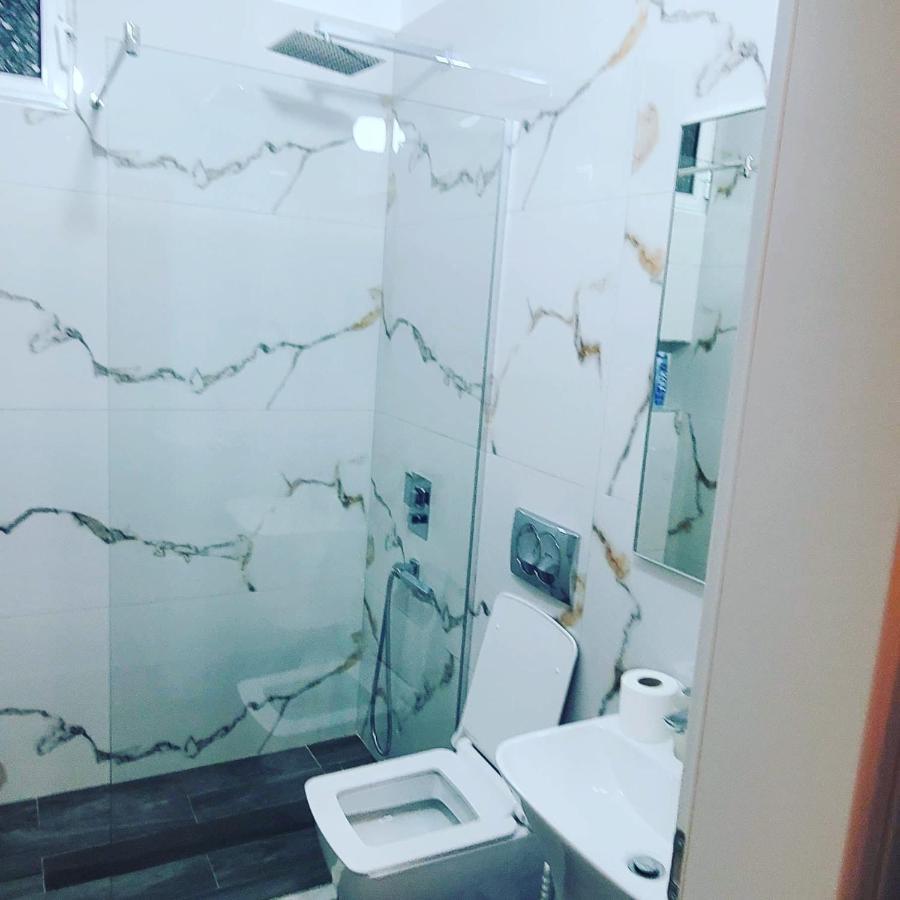 Hotel Noel Vlora Kültér fotó
