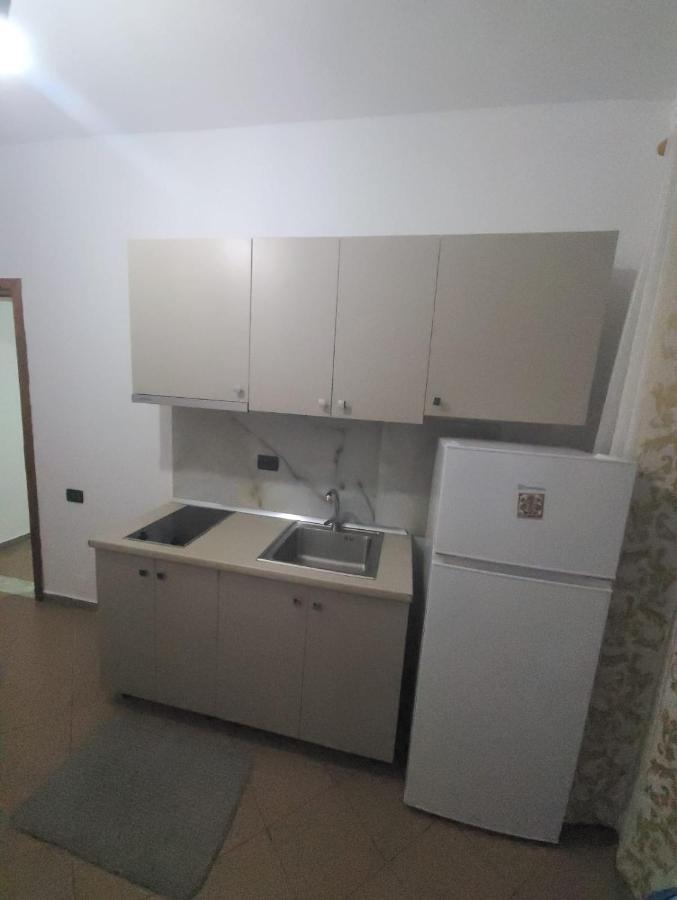 Hotel Noel Vlora Kültér fotó