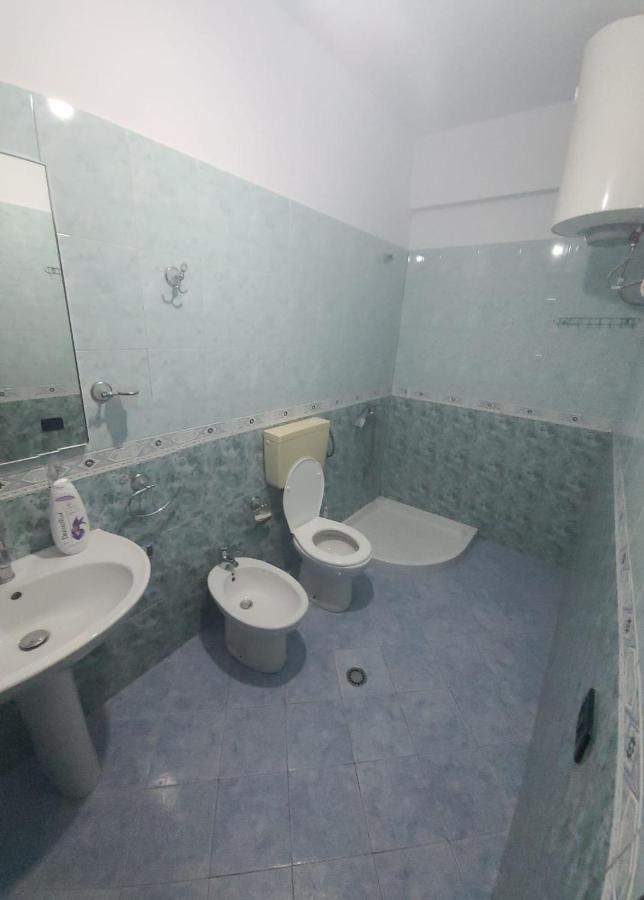 Hotel Noel Vlora Kültér fotó