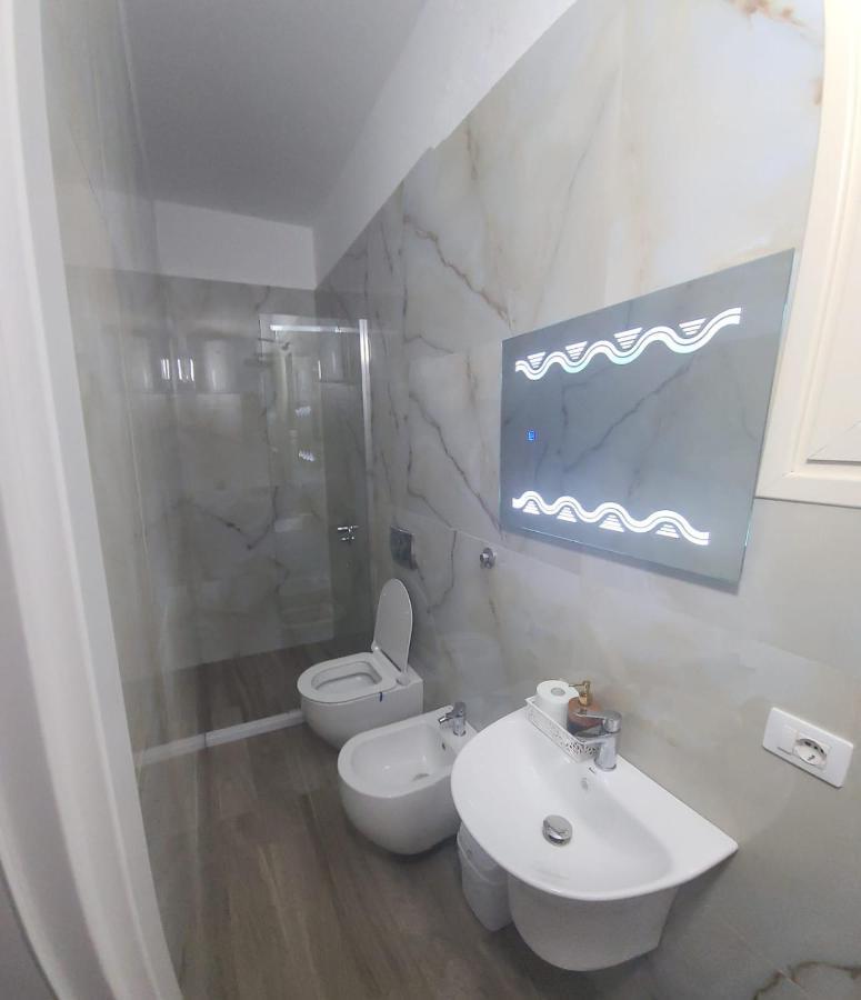 Hotel Noel Vlora Kültér fotó