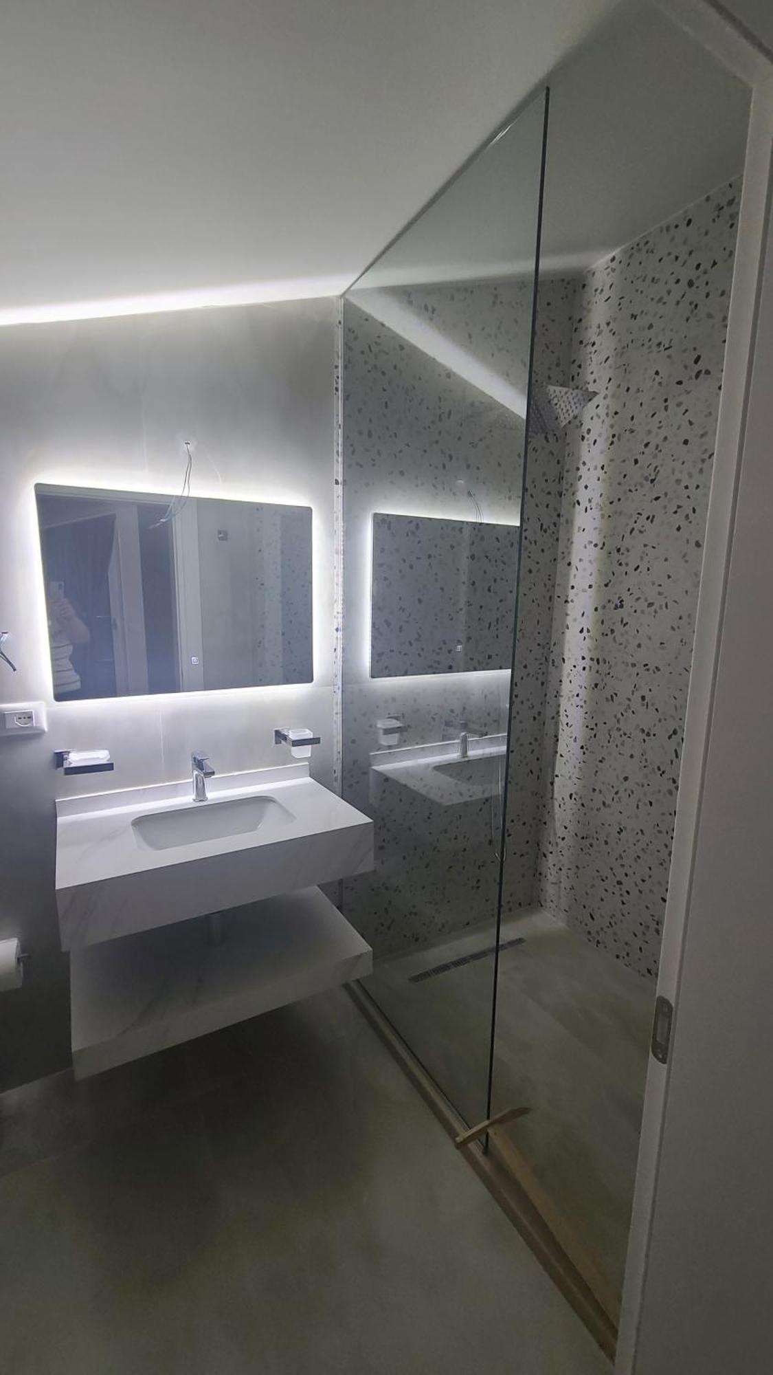 Hotel Noel Vlora Kültér fotó