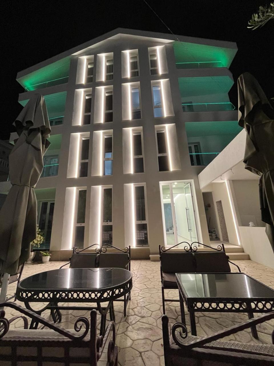 Hotel Noel Vlora Kültér fotó
